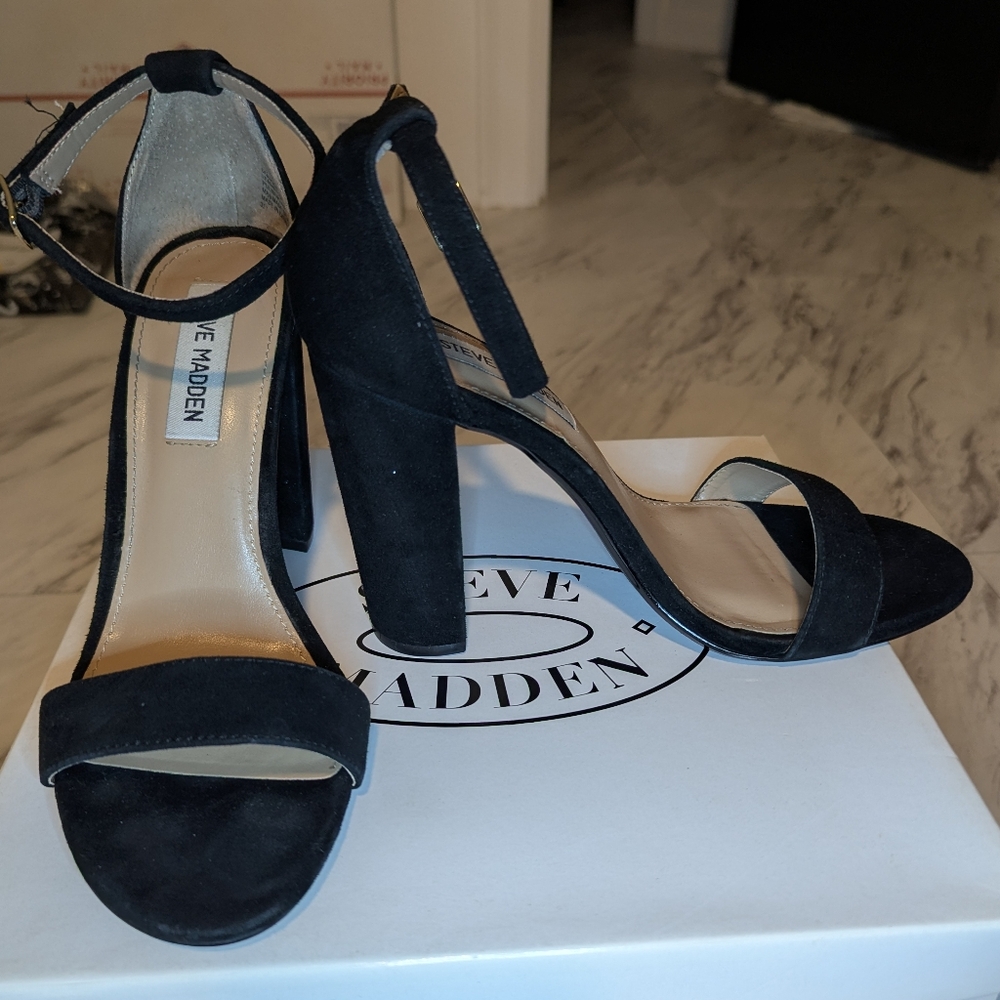 Steve Madden Elegant Black Ankle Strap Heels